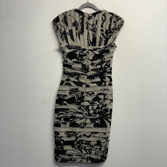 Adrianna Papell MIDI Dress Stripe Tiered Square Neck 6 Black White - Picture 3 of 9